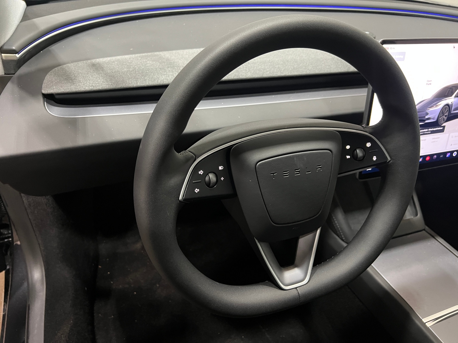 Thumbnail: 2025 Tesla Model 3 - 5