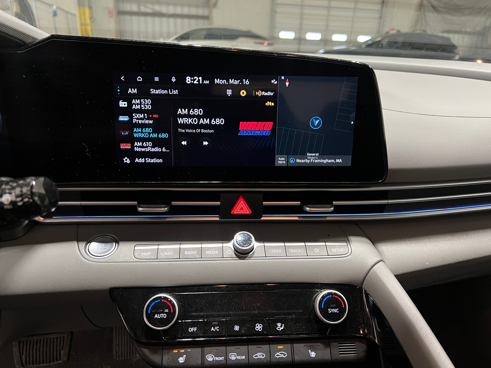 Thumbnail: 2025 Hyundai Elantra - 4