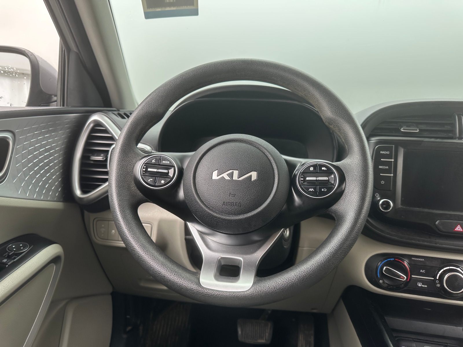 Thumbnail: 2024 Kia Soul - 5