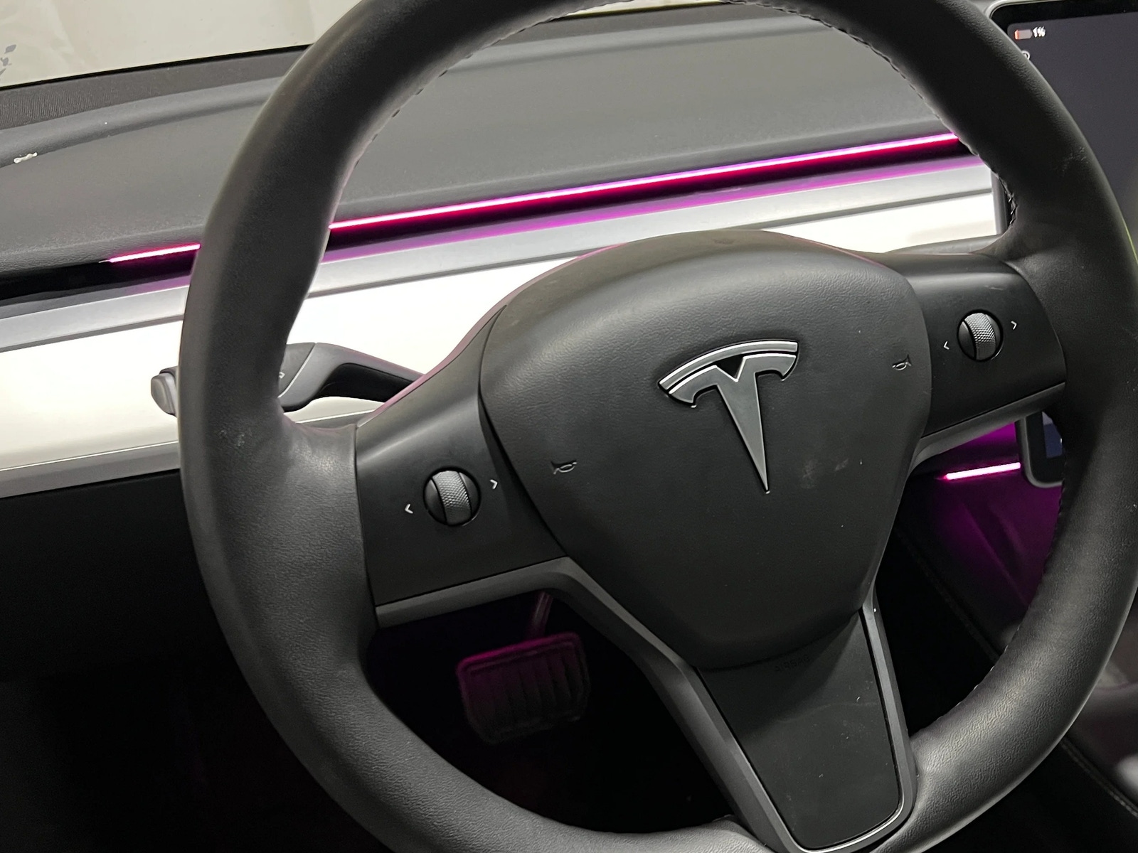 Thumbnail: 2022 Tesla Model 3 - 4