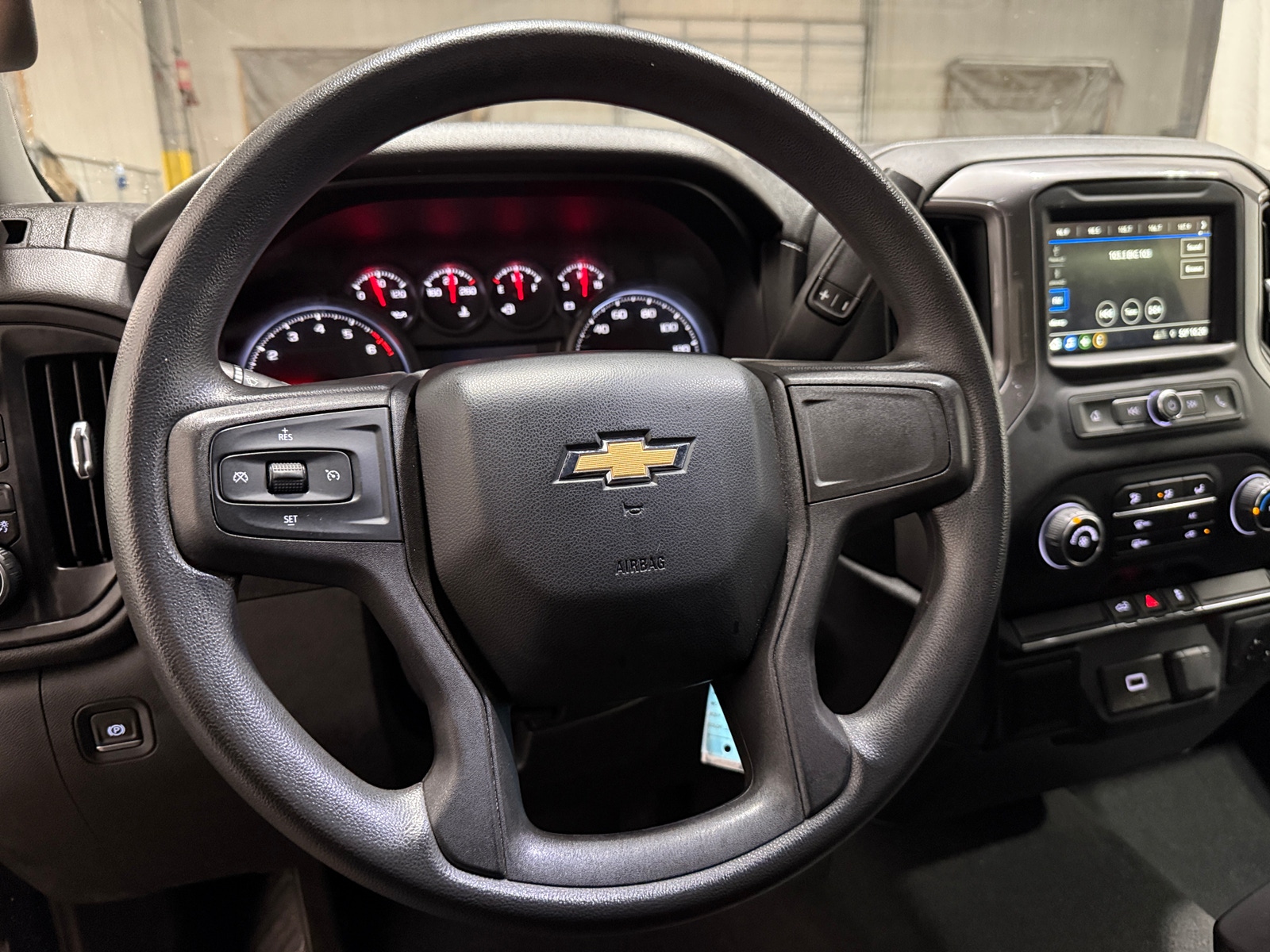 Thumbnail: 2019 Chevrolet Silverado 1500 - 5