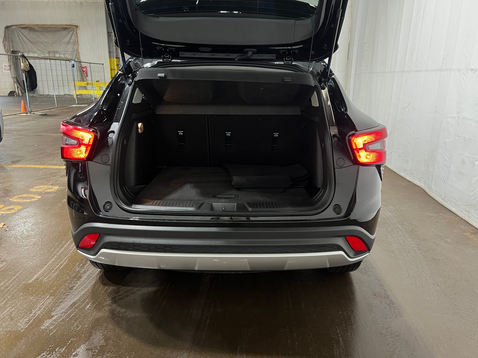 Thumbnail: 2024 Chevrolet Trax - 7