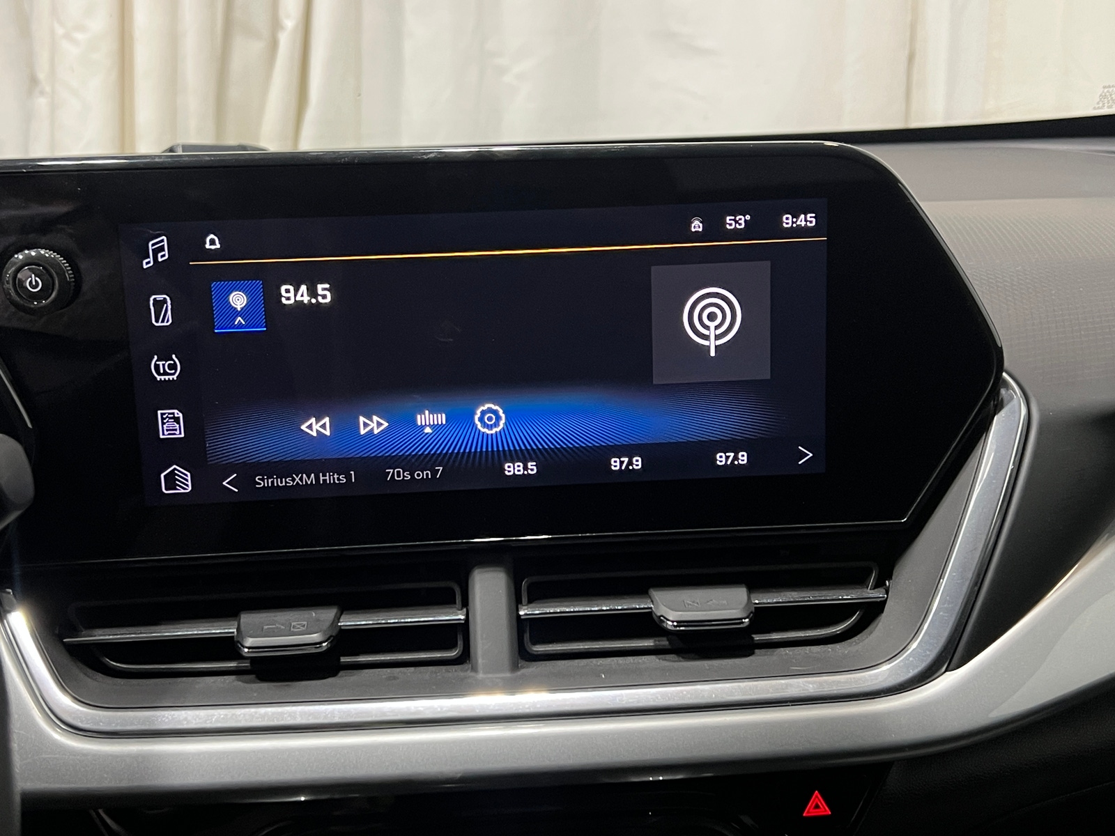 Thumbnail: 2024 Chevrolet Trax - 4