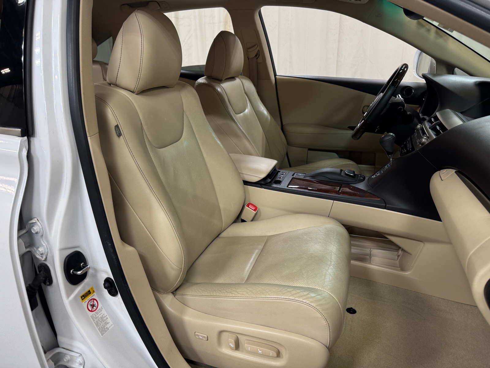 Thumbnail: 2014 Lexus RX - 2
