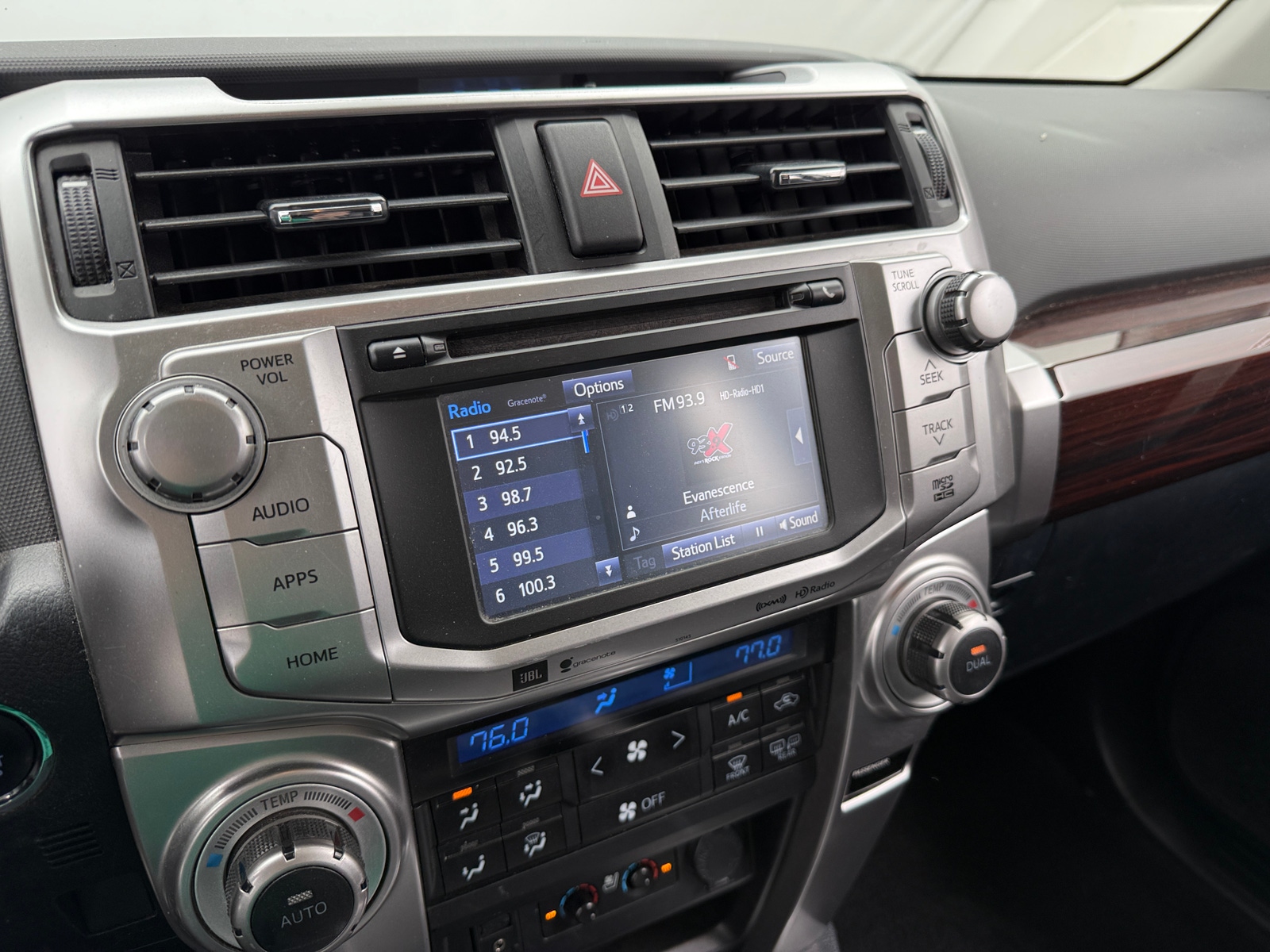 Thumbnail: 2018 Toyota 4Runner - 3