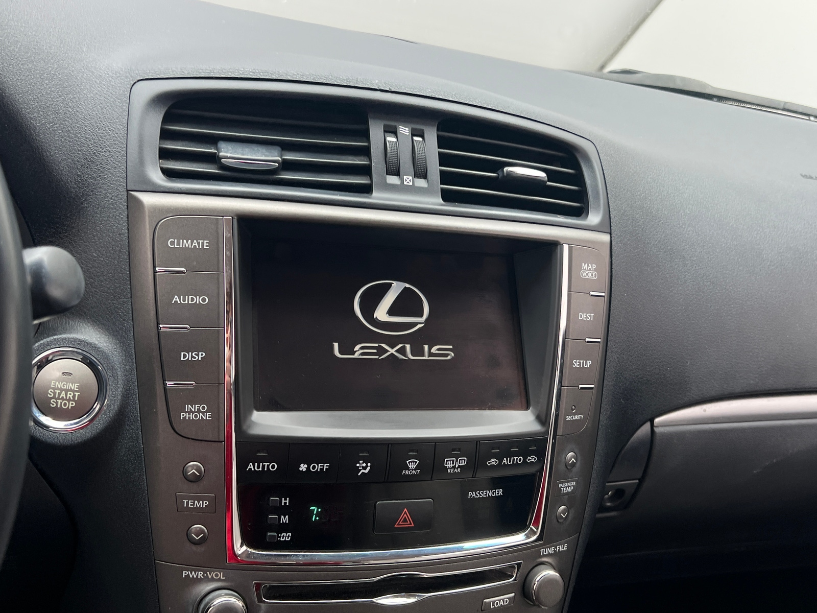 Thumbnail: 2011 Lexus IS - 3