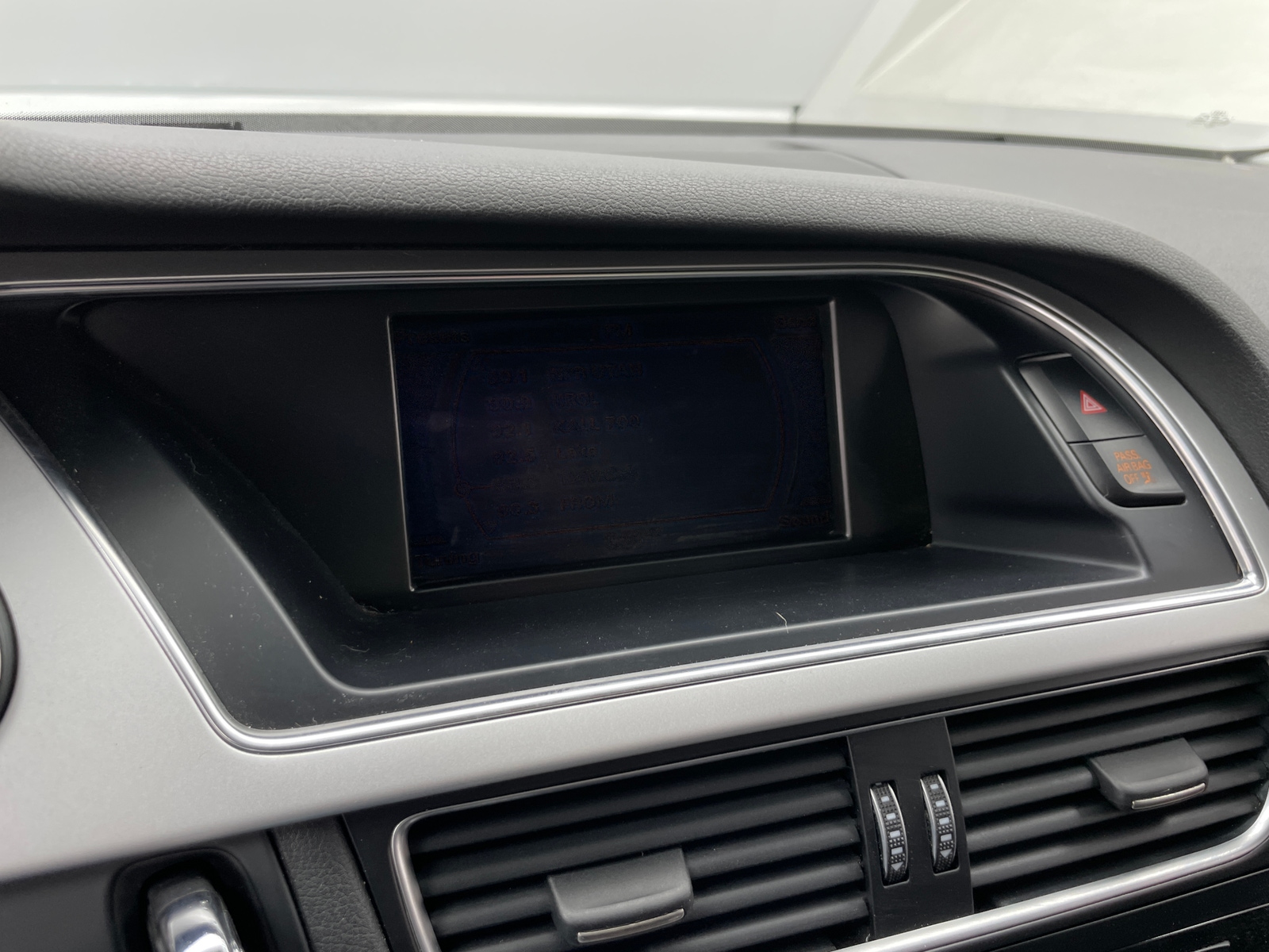 Thumbnail: 2015 Audi A4 - 3