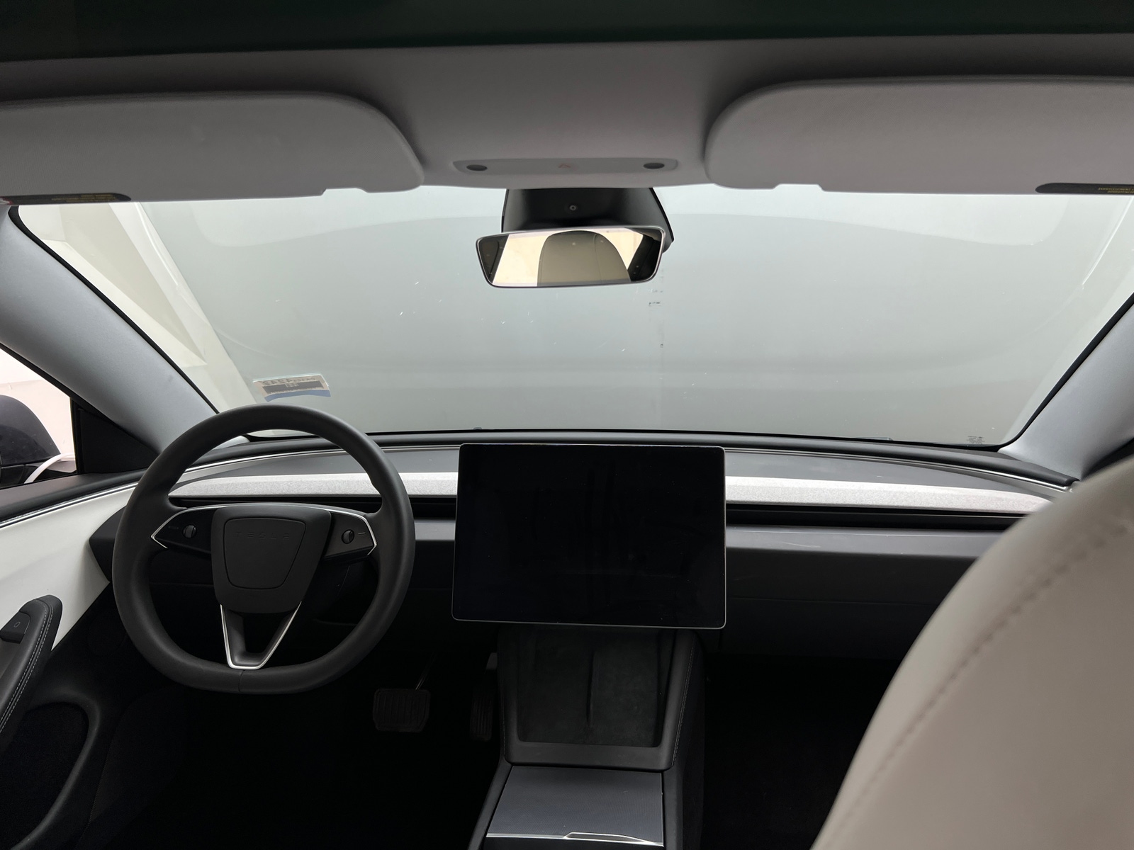 Thumbnail: 2025 Tesla Model 3 - 3