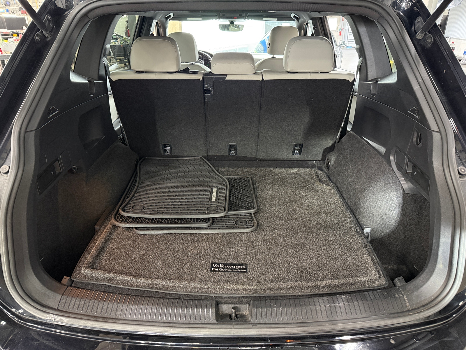 Thumbnail: 2021 Volkswagen Tiguan - 6