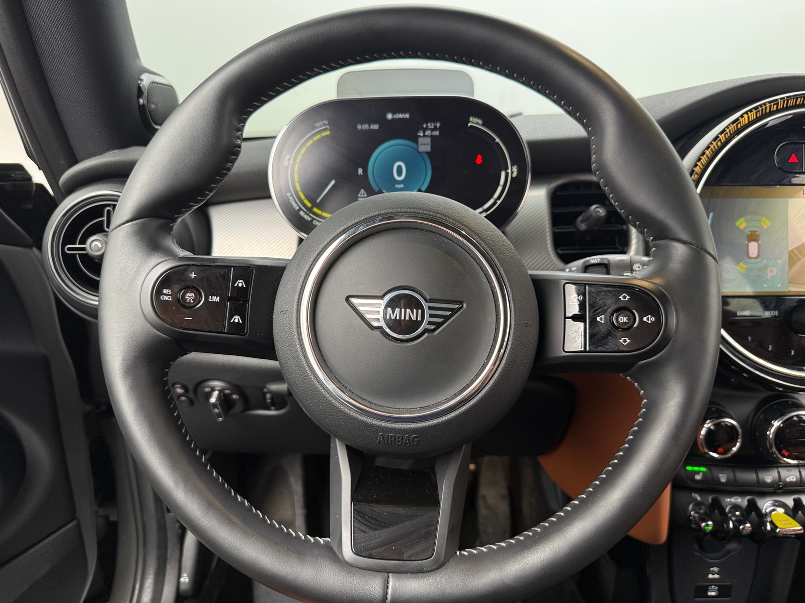 Thumbnail: 2024 MINI Cooper Hardtop - 4