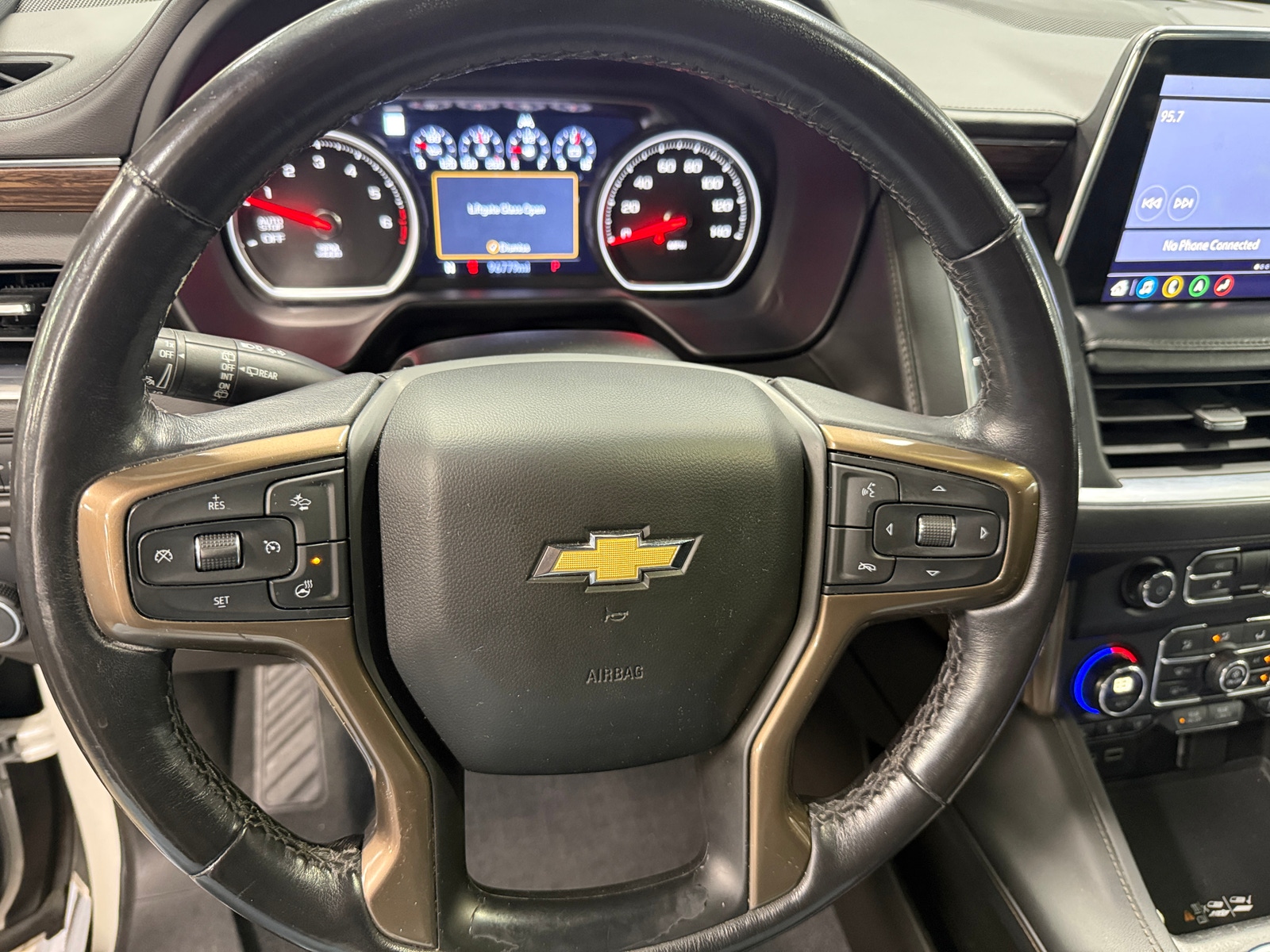 Thumbnail: 2021 Chevrolet Tahoe - 4