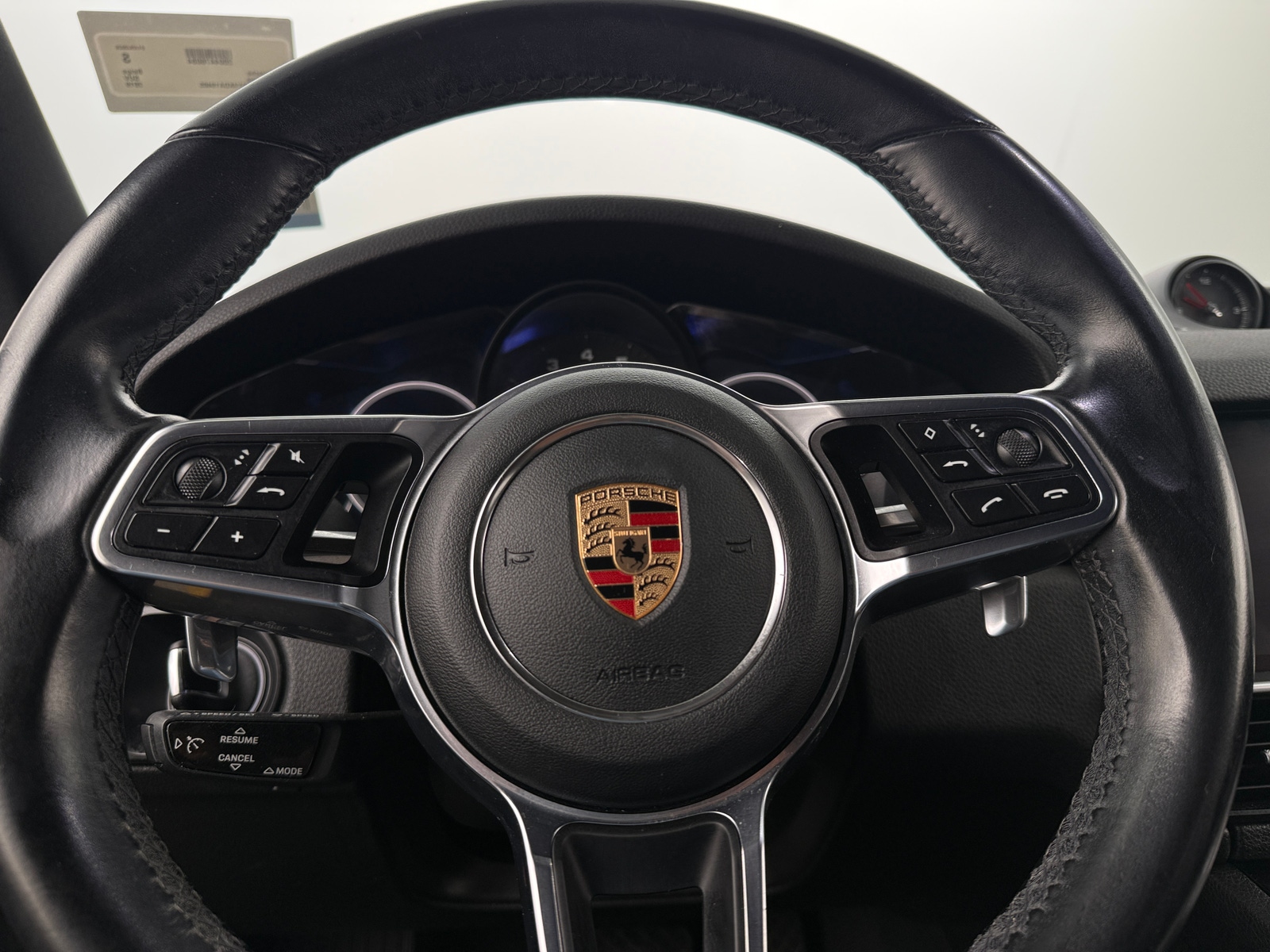 Thumbnail: 2019 Porsche Cayenne - 4