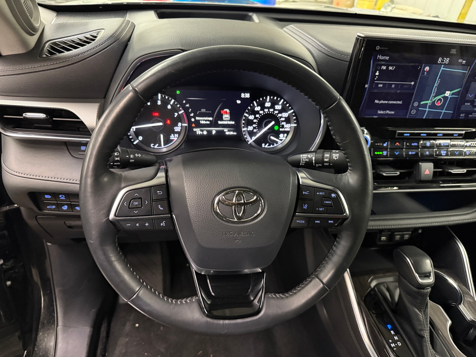 Thumbnail: 2020 Toyota Highlander - 4