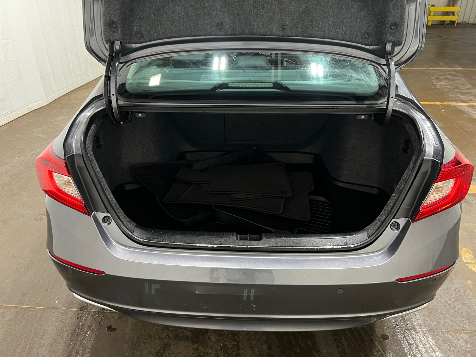 Thumbnail: 2021 Honda Accord - 6