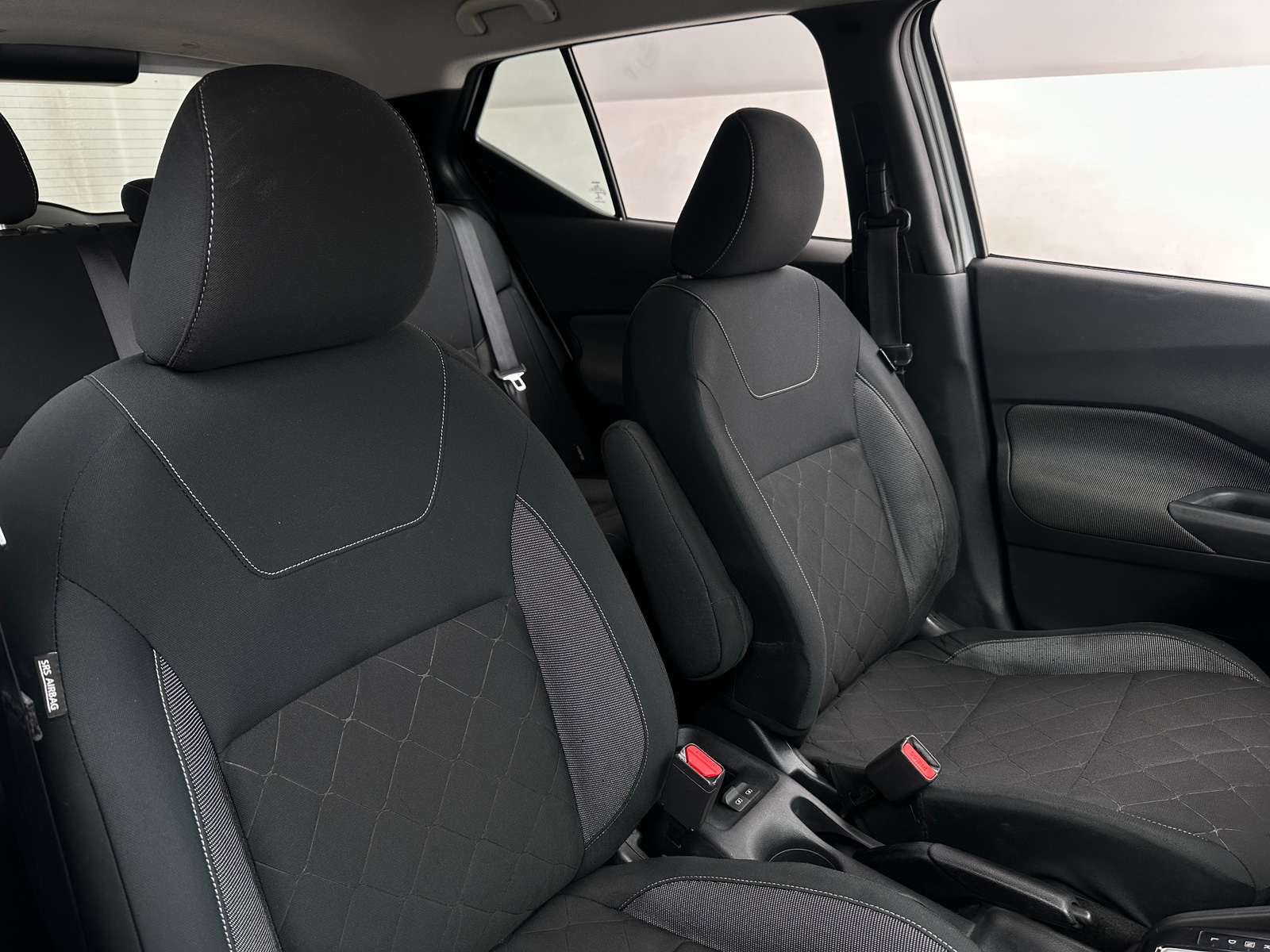 Thumbnail: 2020 Nissan Kicks - 2