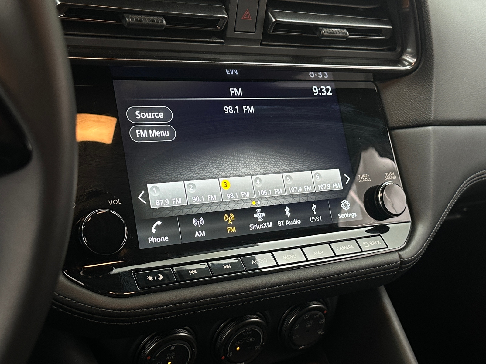 Thumbnail: 2024 Nissan Z - 2