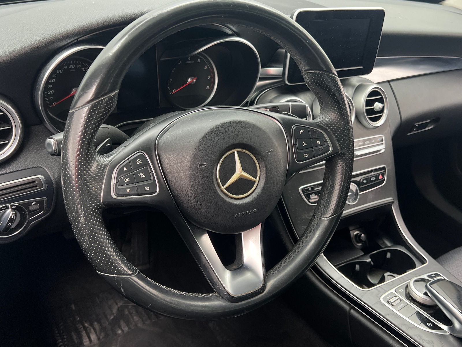 Thumbnail: 2015 Mercedes-Benz C-Class - 4