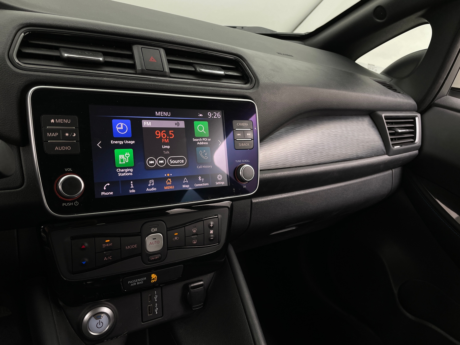 Thumbnail: 2020 Nissan Leaf - 4