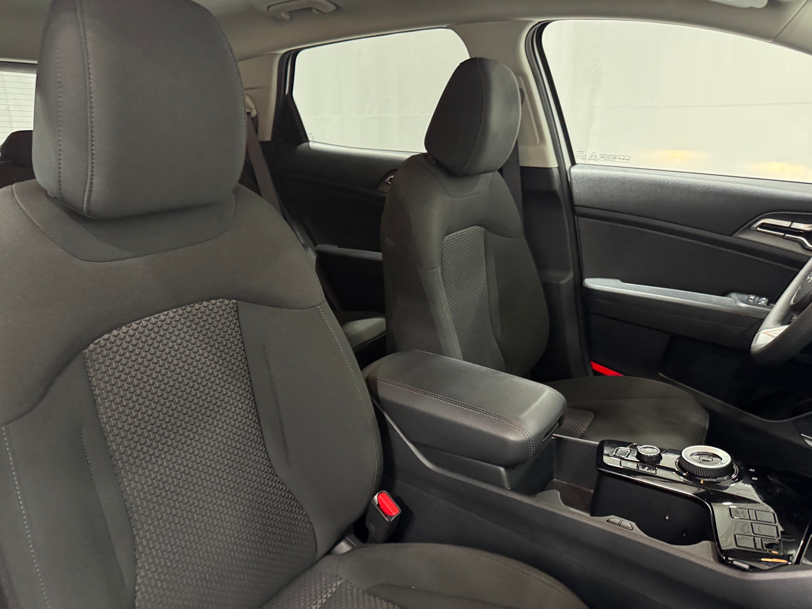 Thumbnail: 2023 Kia Sportage - 2