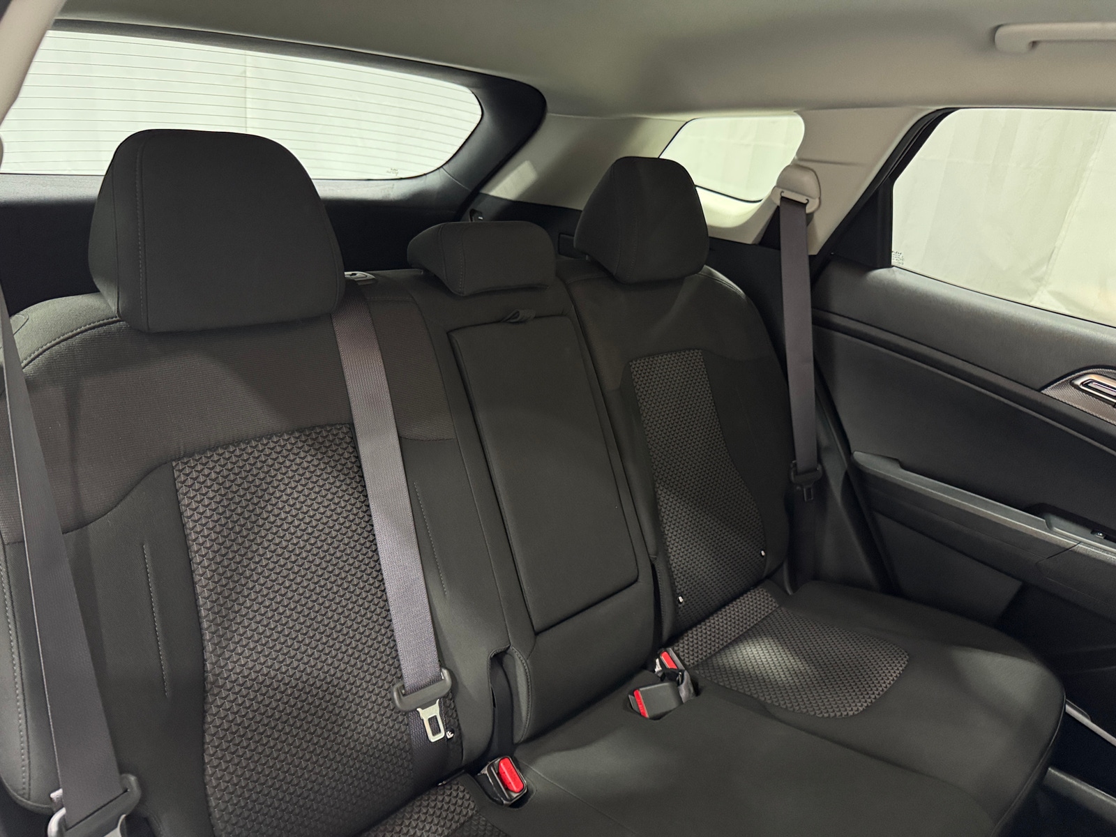 Thumbnail: 2023 Kia Sportage - 6