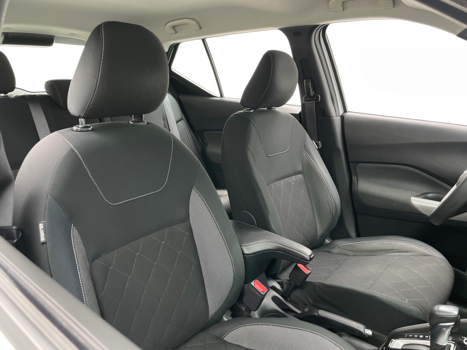 Thumbnail: 2020 Nissan Kicks - 2