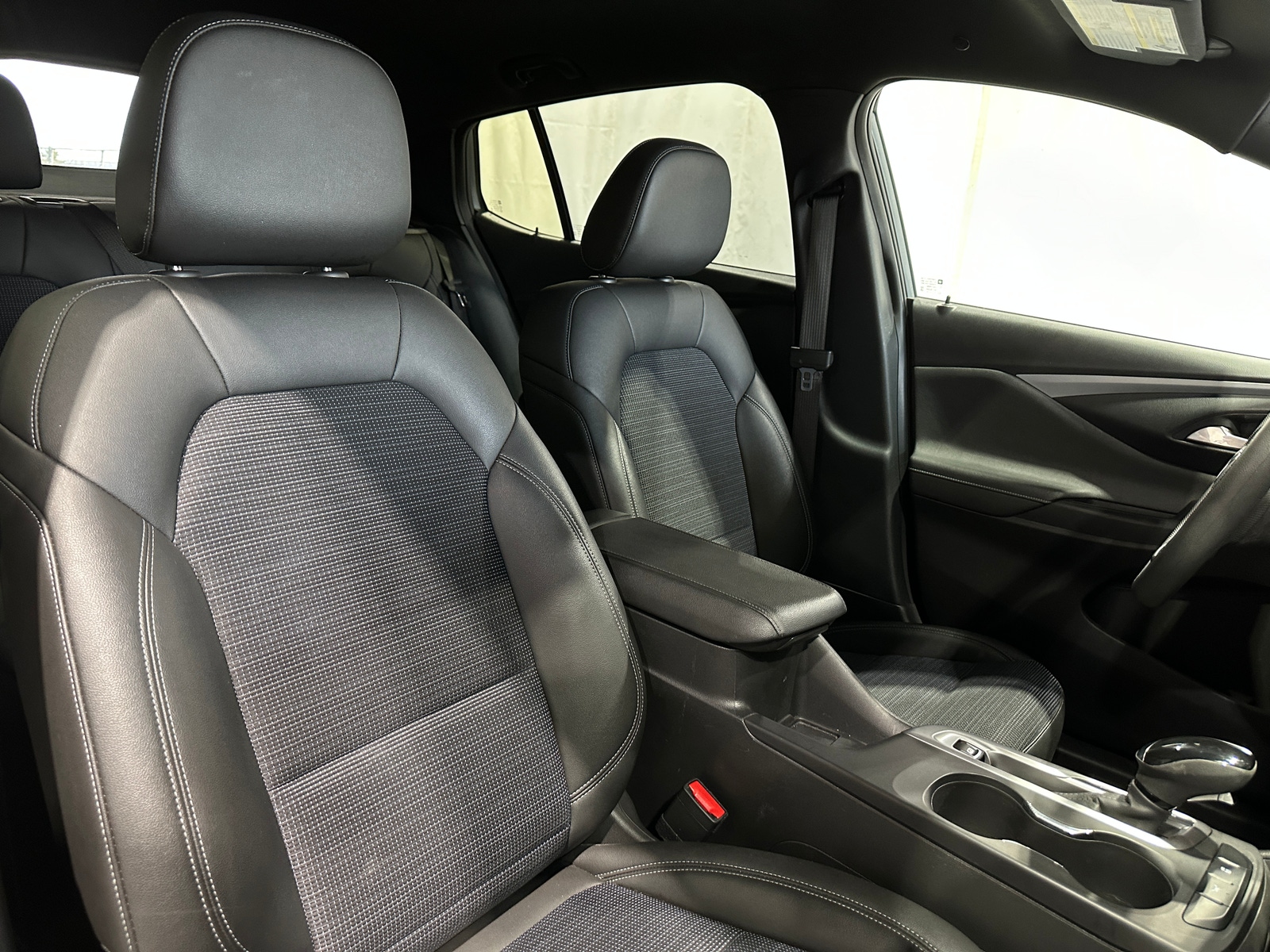 Thumbnail: 2025 Buick Envista - 2