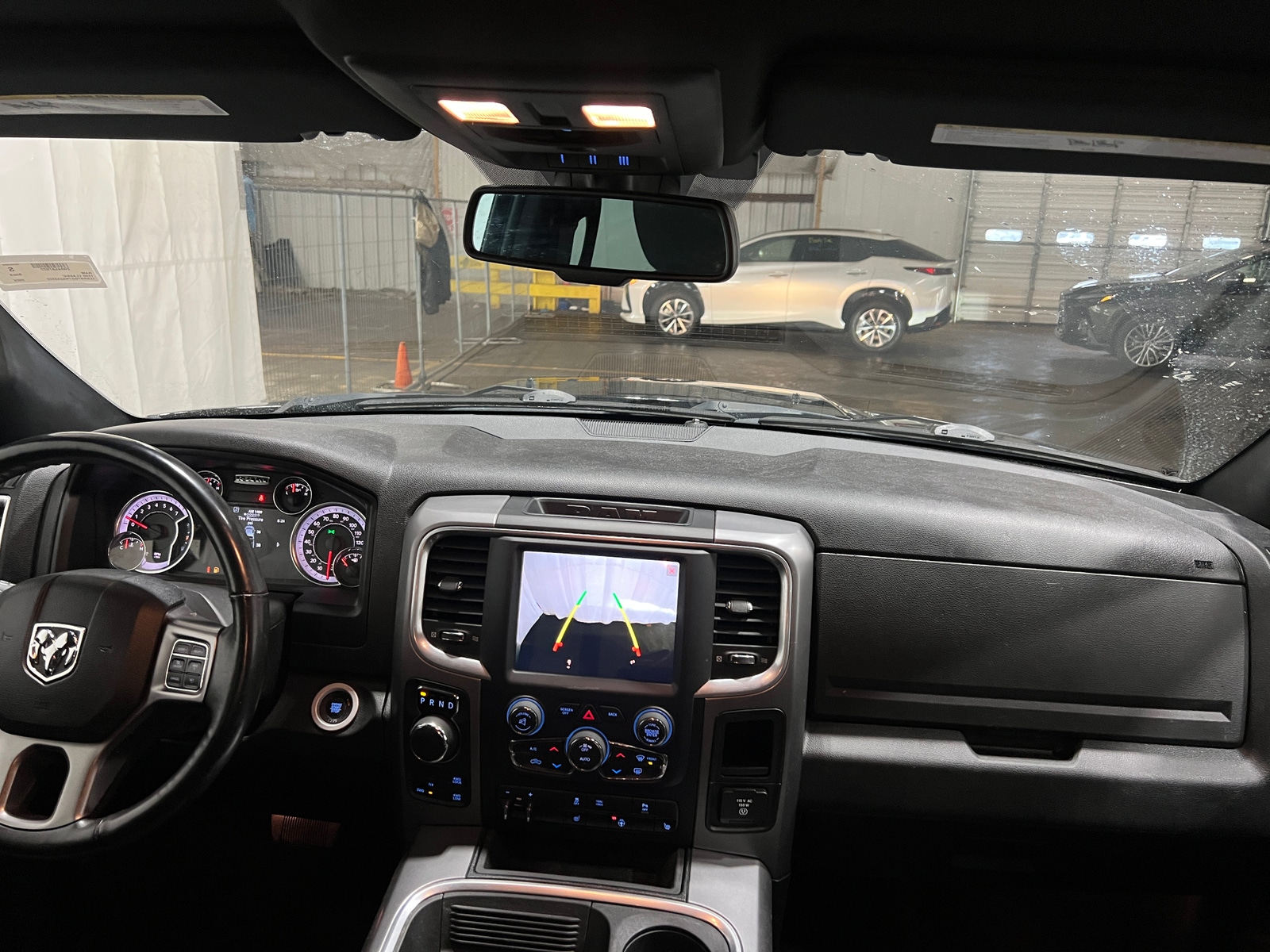 Thumbnail: 2022 RAM 1500 Classic - 3