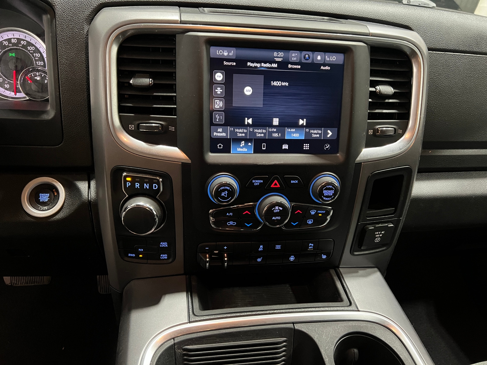 Thumbnail: 2022 RAM 1500 Classic - 4