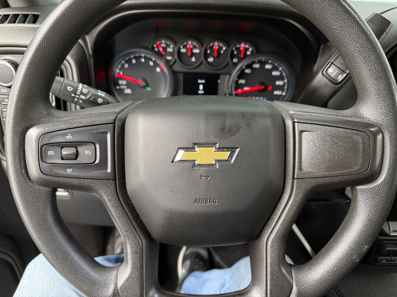 Thumbnail: 2021 Chevrolet Silverado 1500 - 5