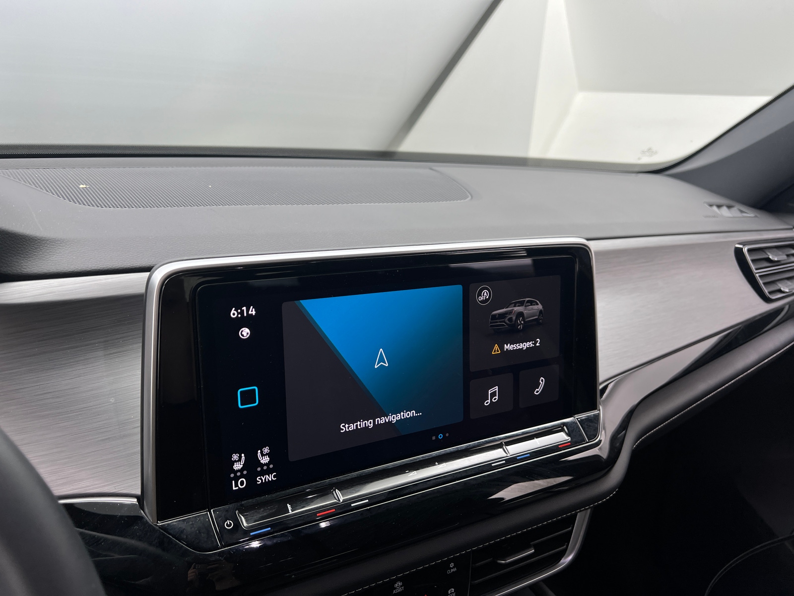 Thumbnail: 2024 Volkswagen Atlas - 3