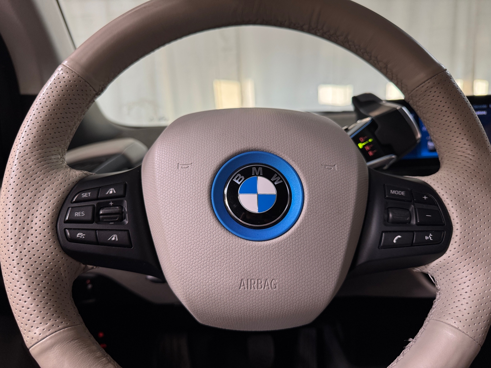 Thumbnail: 2018 BMW i3 - 5