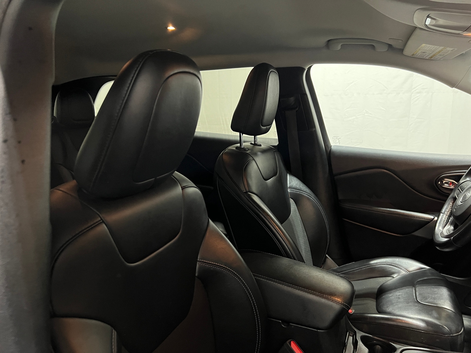 Thumbnail: 2020 Jeep Cherokee - 2