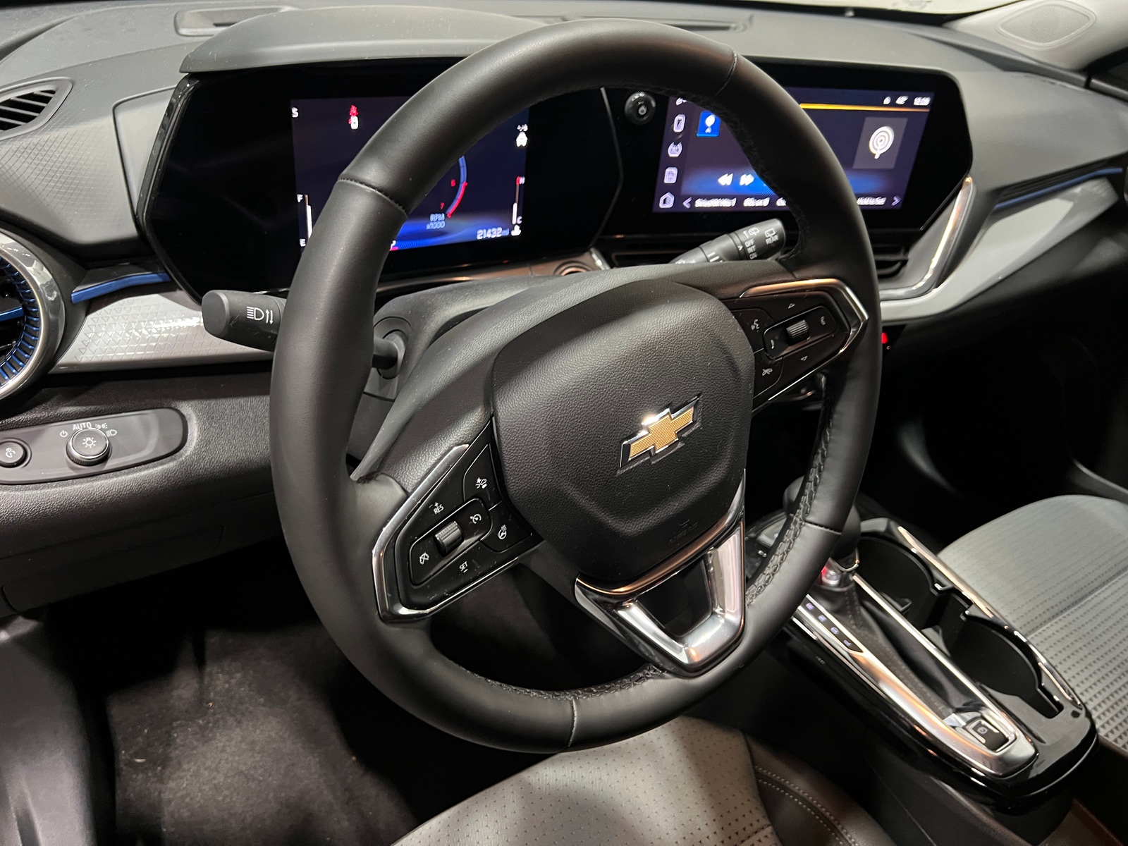 Thumbnail: 2025 Chevrolet Trax - 5