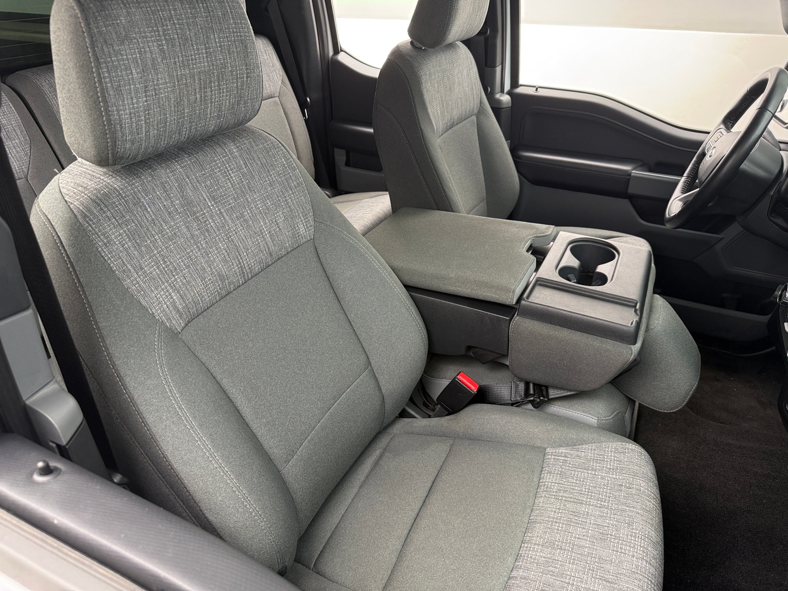 Thumbnail: 2022 Ford Econoline - 2