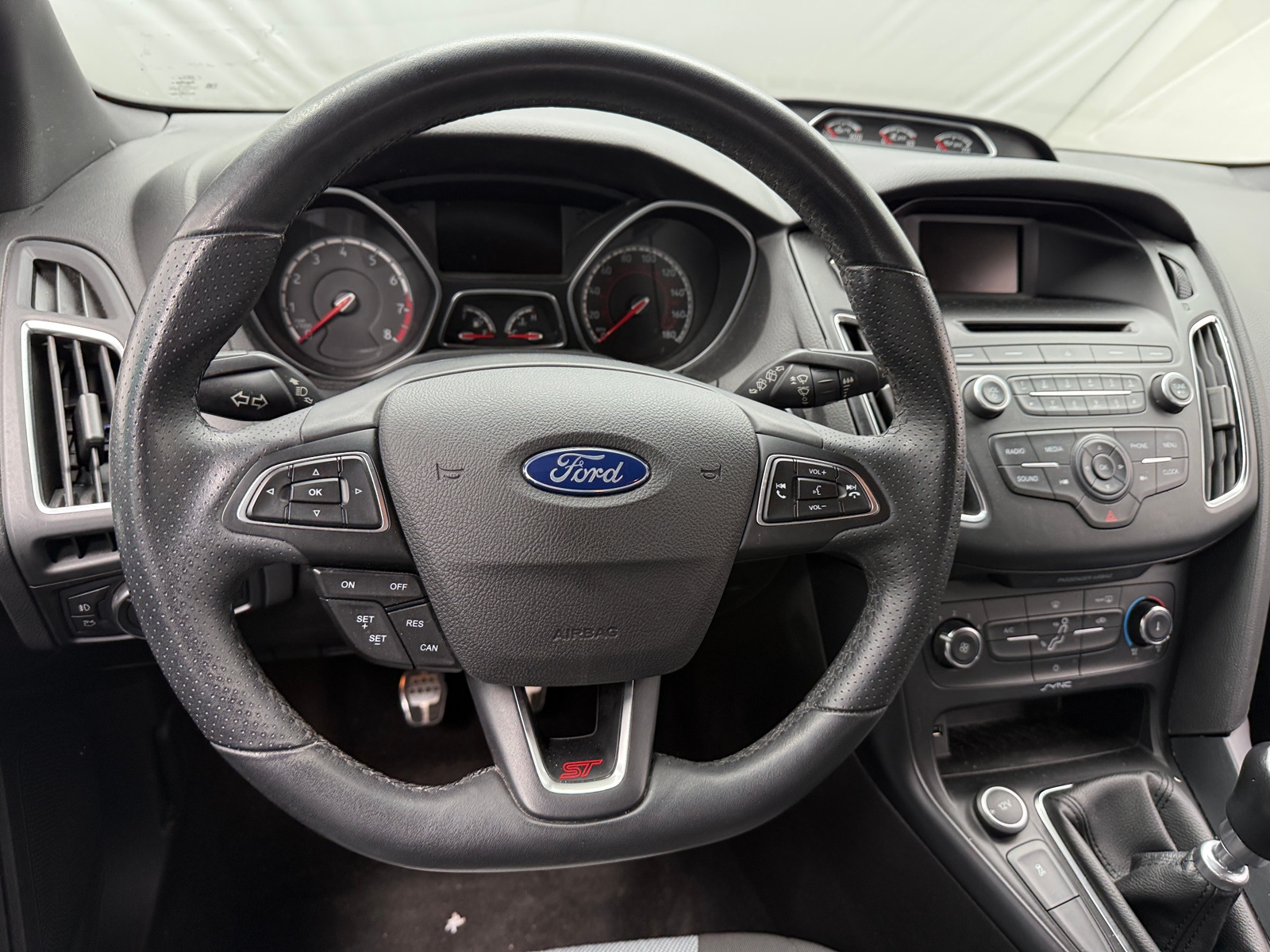 Thumbnail: 2017 Ford Focus - 5