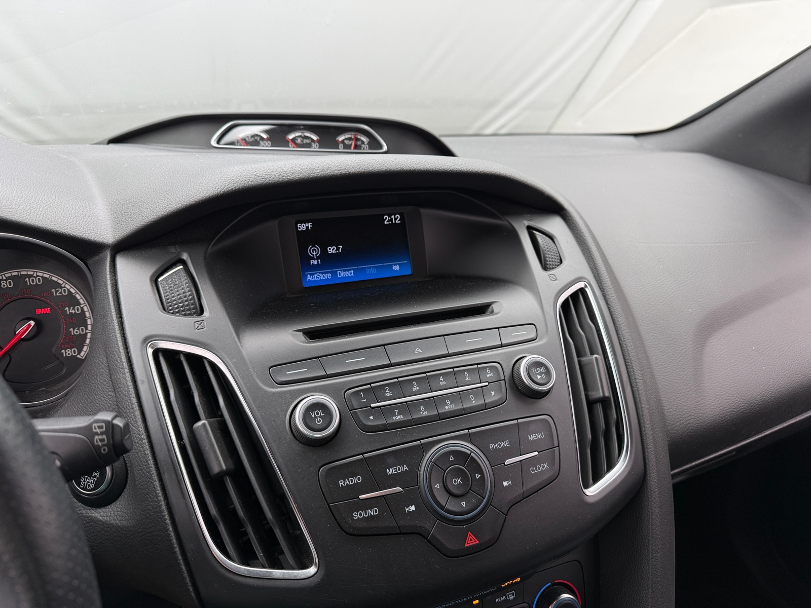 Thumbnail: 2017 Ford Focus - 4