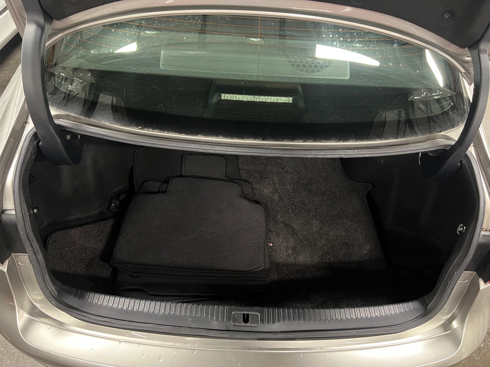 Thumbnail: 2017 Lexus IS - 6