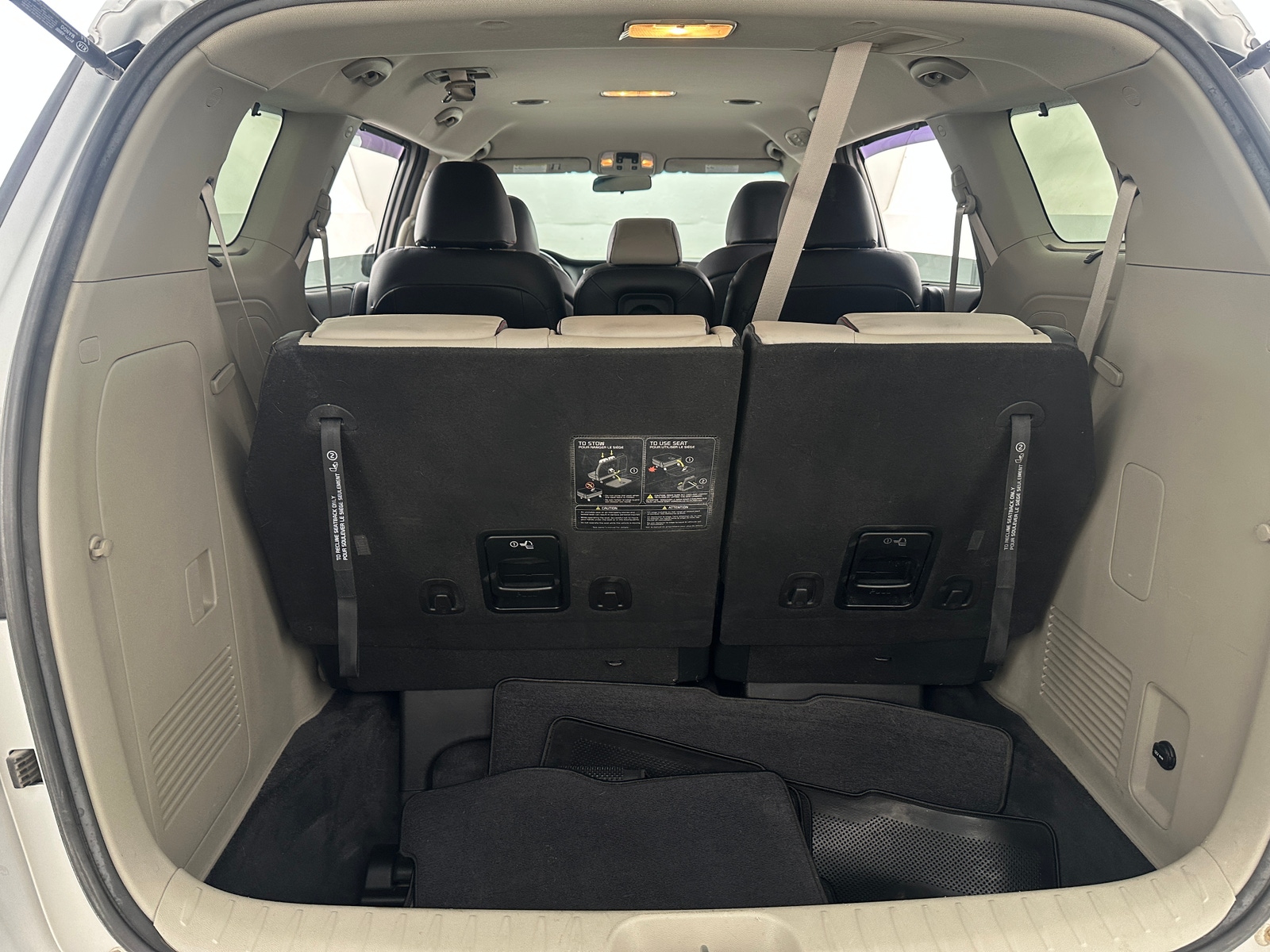 Thumbnail: 2019 Kia Sedona - 6