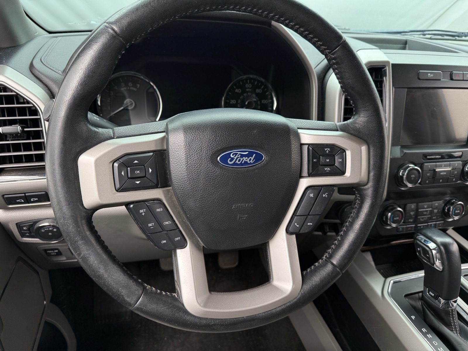 Thumbnail: 2019 Ford Econoline - 4