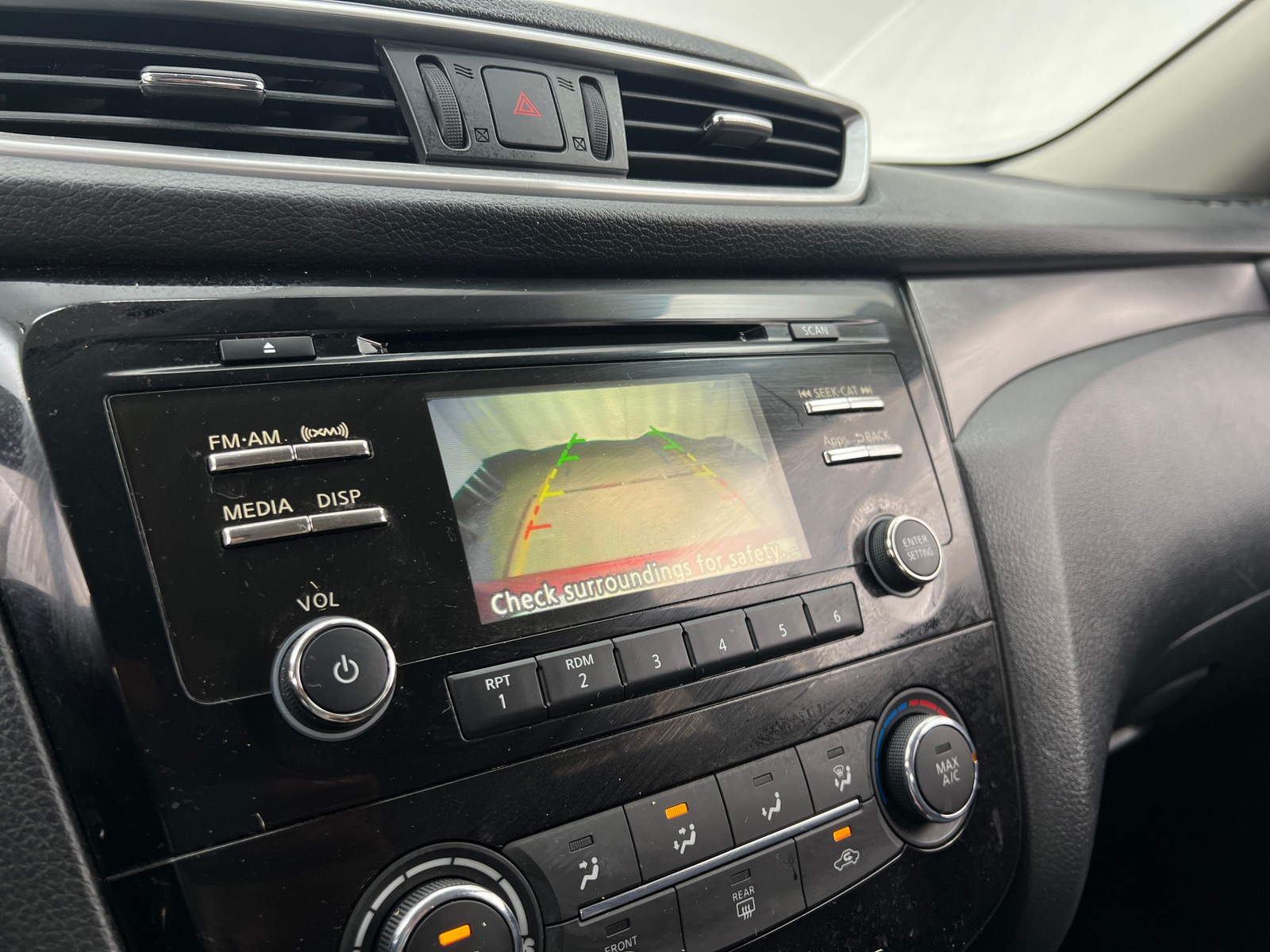 Thumbnail: 2015 Nissan Rogue - 4