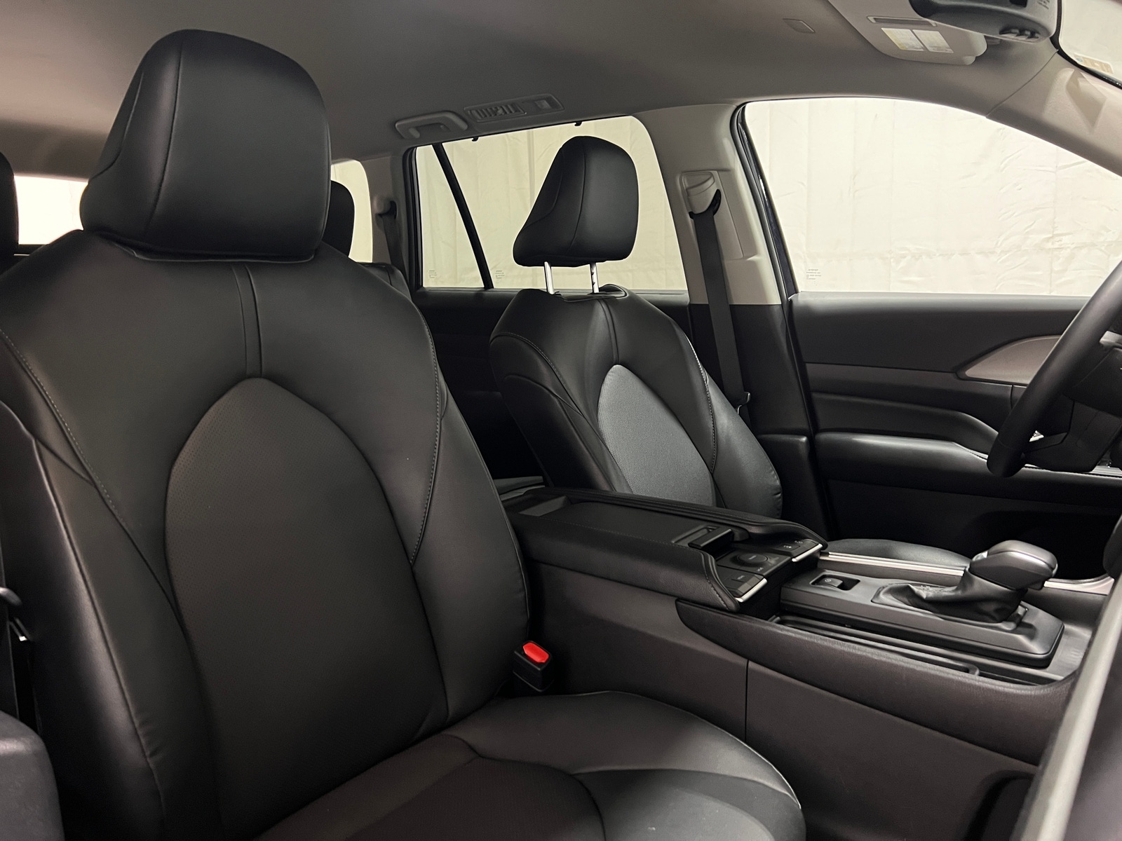 Thumbnail: 2025 Toyota Grand Highlander - 2