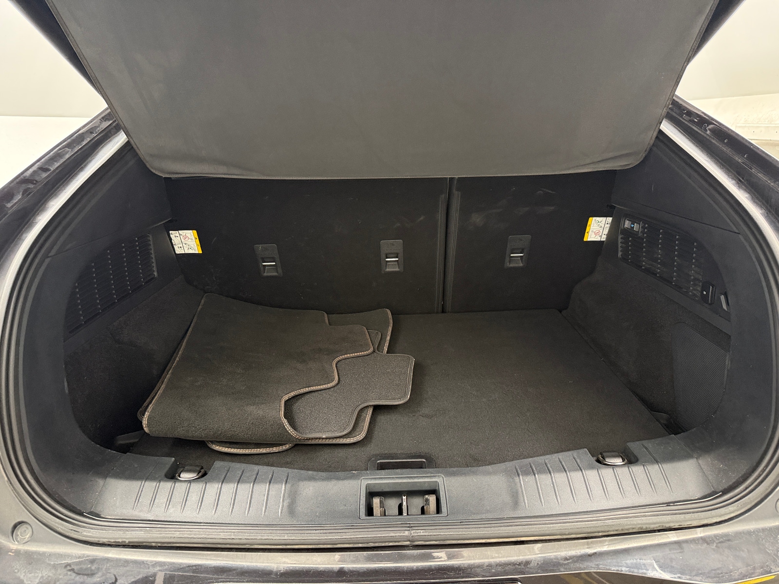 Thumbnail: 2022 Ford Mustang Mach-E - 7