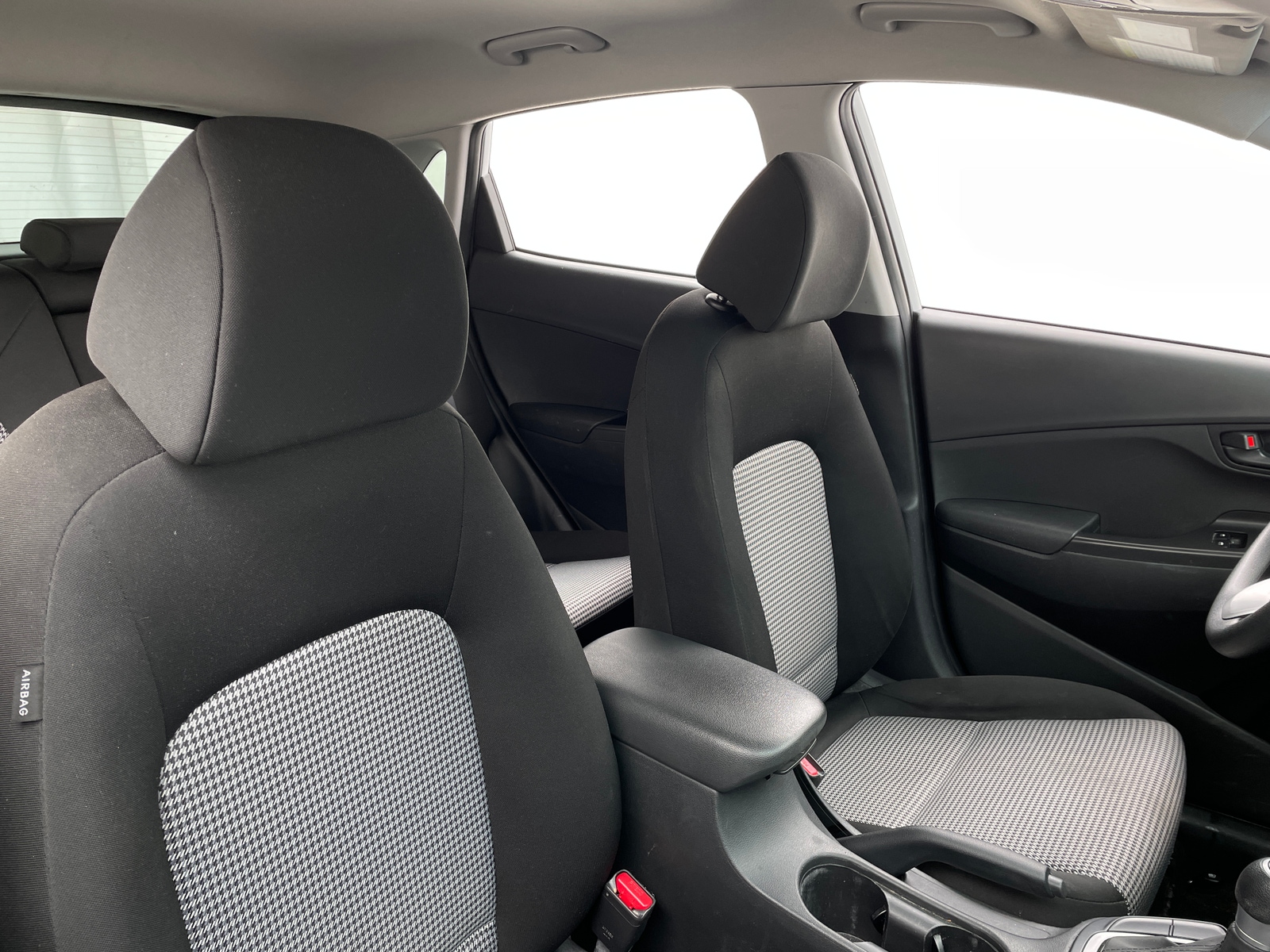 Thumbnail: 2021 Hyundai Kona - 2