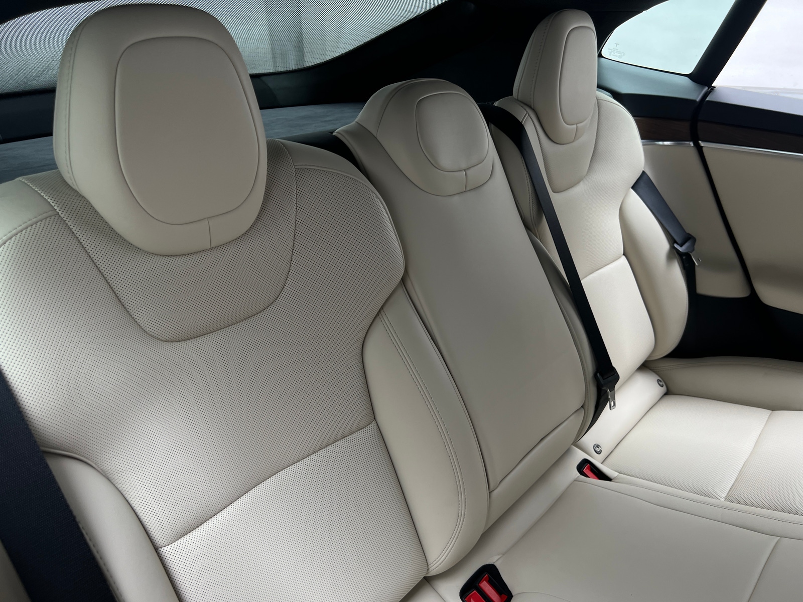 Thumbnail: 2022 Tesla Model S - 5