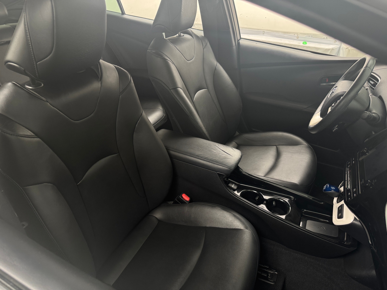 Thumbnail: 2017 Toyota Prius - 2