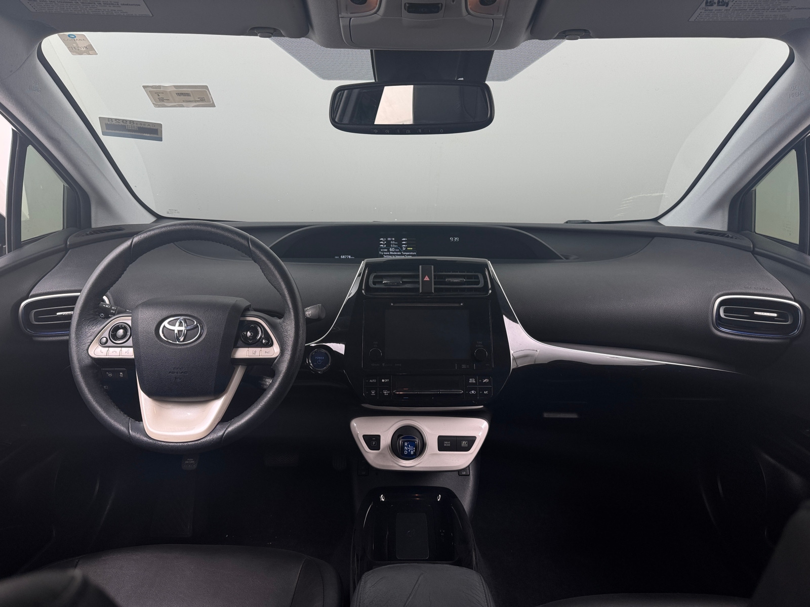 Thumbnail: 2017 Toyota Prius - 3