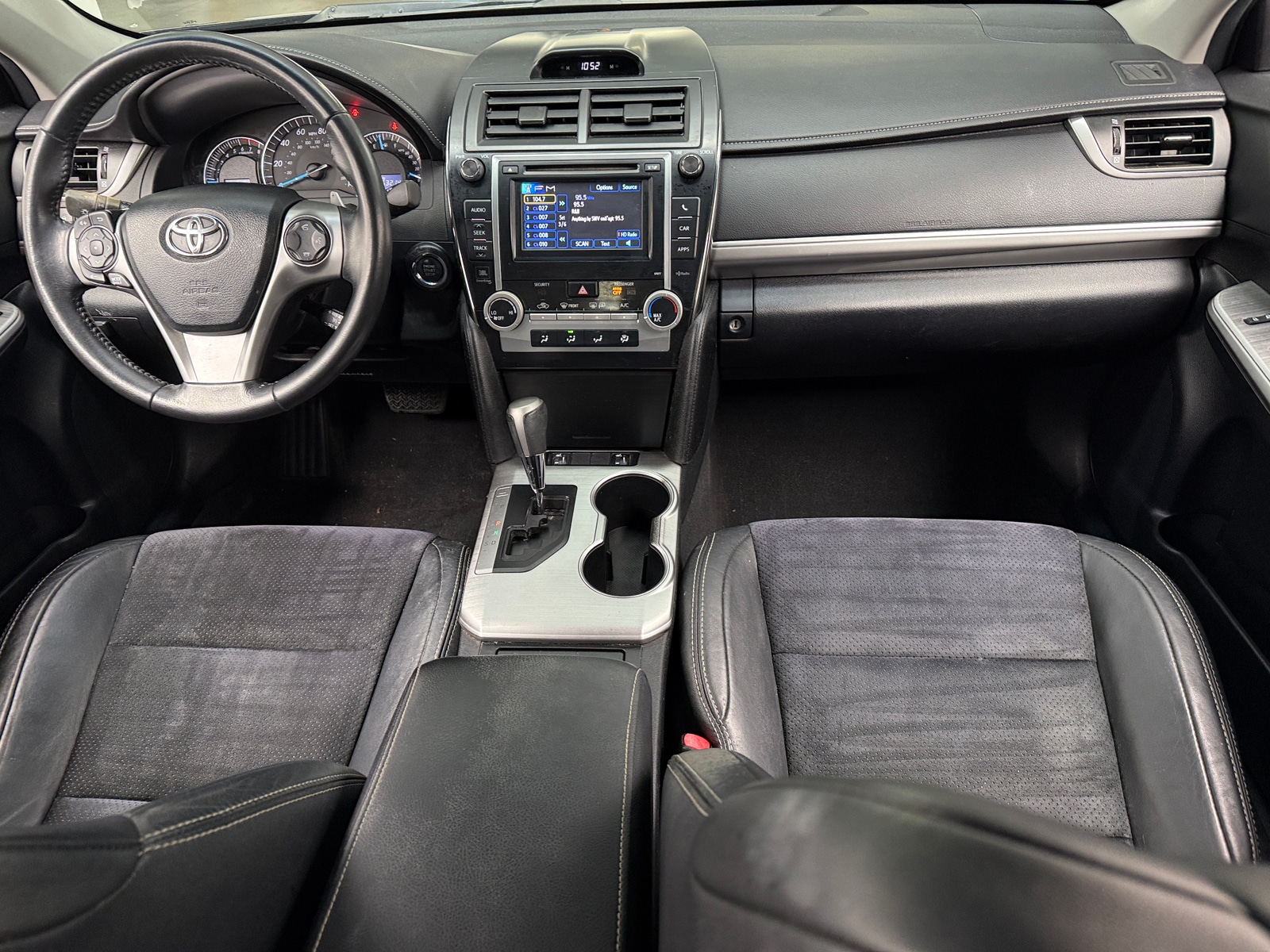 Thumbnail: 2013 Toyota Camry - 3