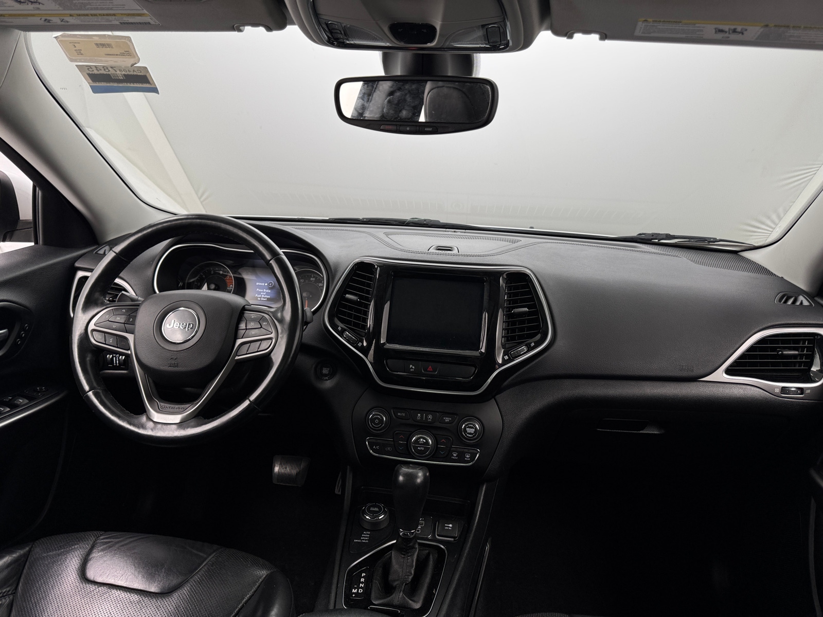 Thumbnail: 2019 Jeep Cherokee - 2