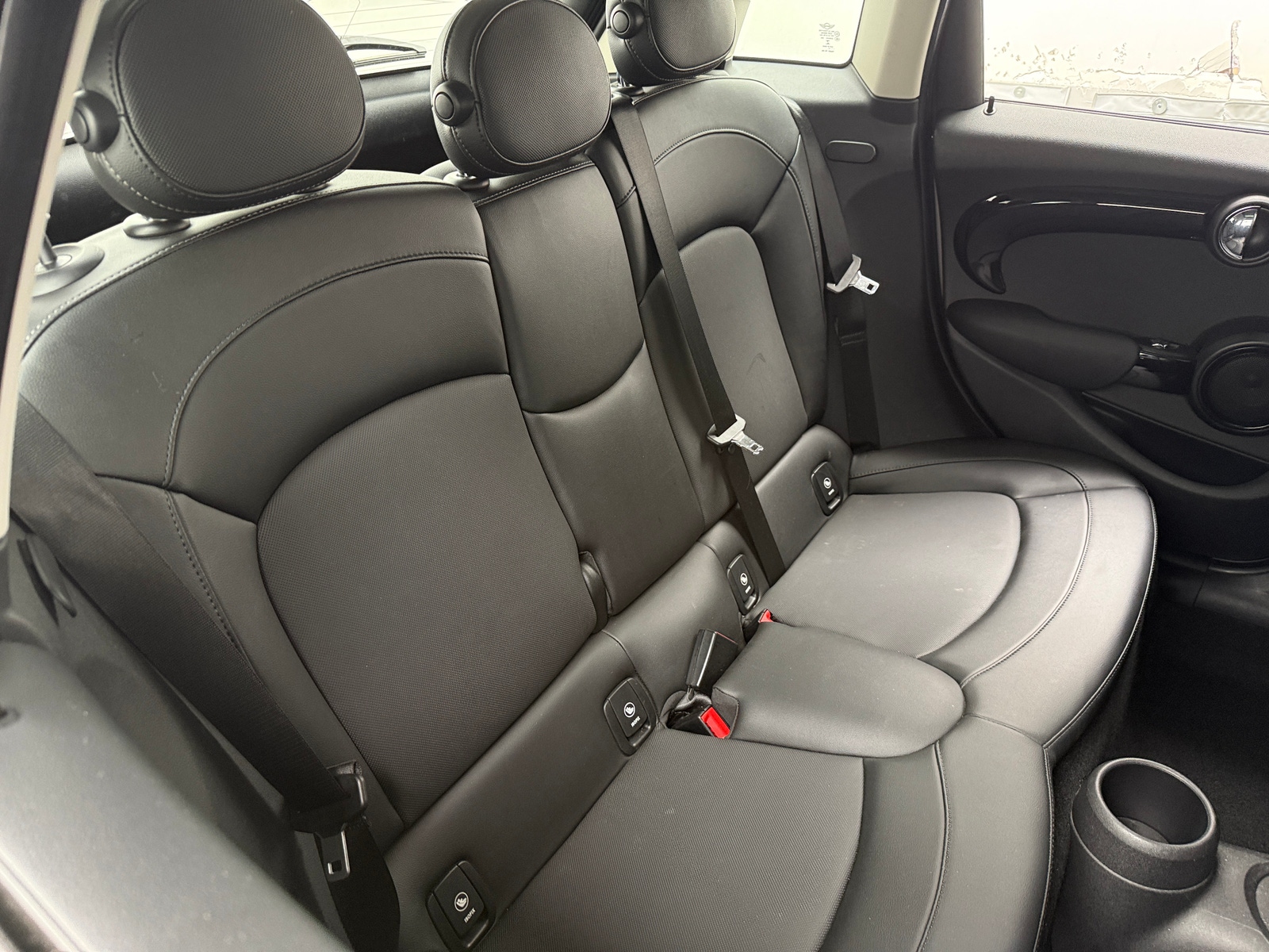 Thumbnail: 2017 MINI Cooper Hardtop - 5