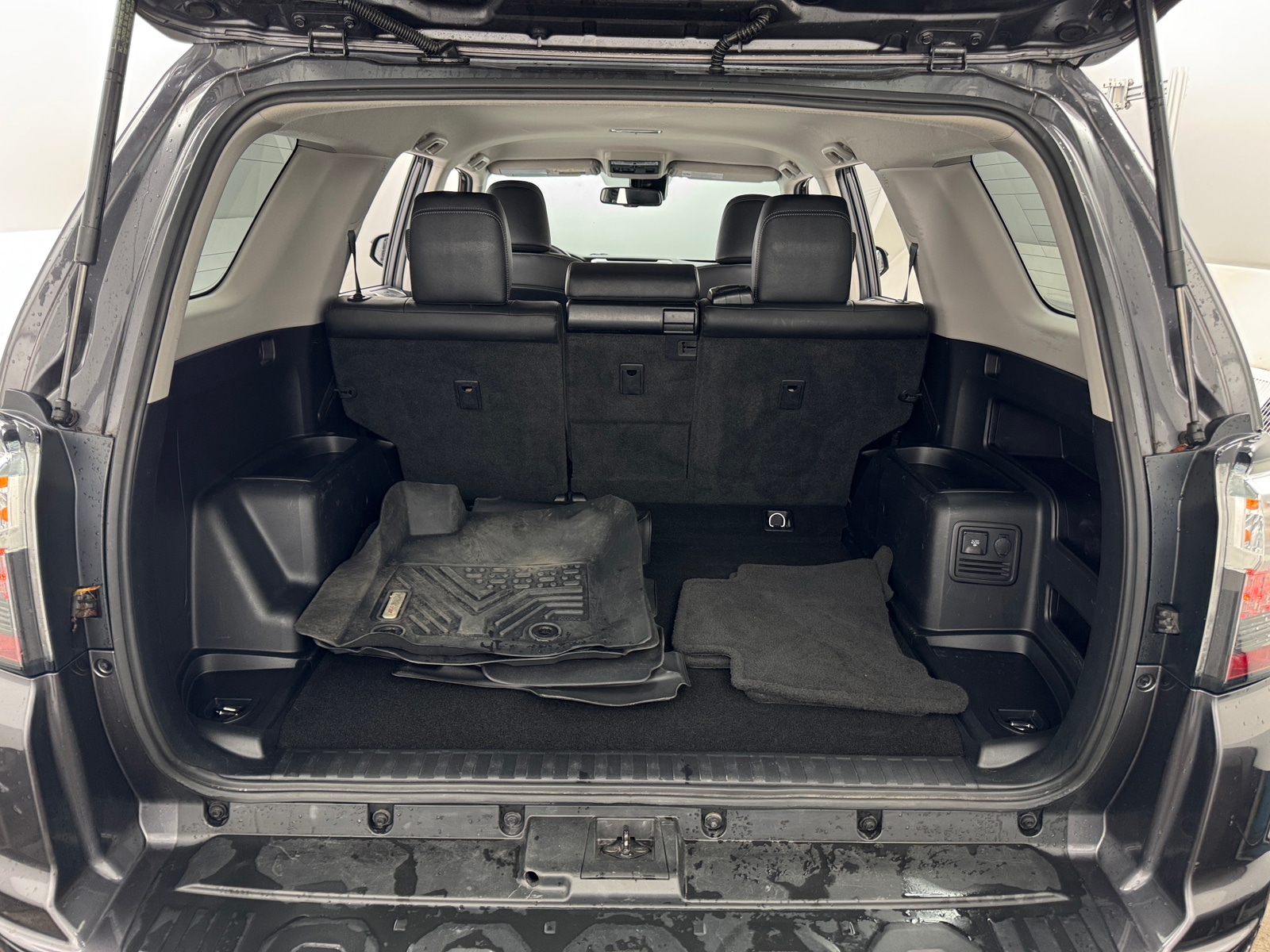 Thumbnail: 2023 Toyota 4Runner - 6